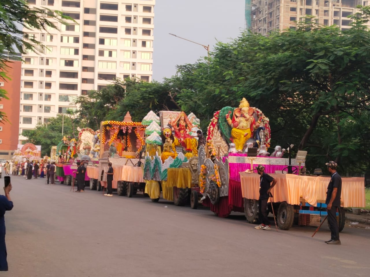 धूमधाम से निकाली गई भगवान राम की बारात